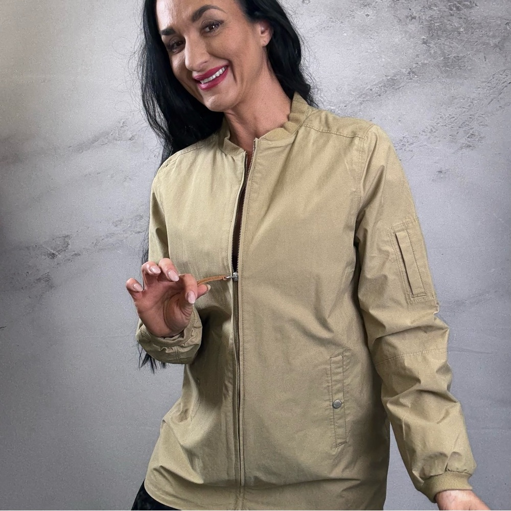 Timberland Tan Bomber Jacket Lightweight Classic - Picture 2 of 6